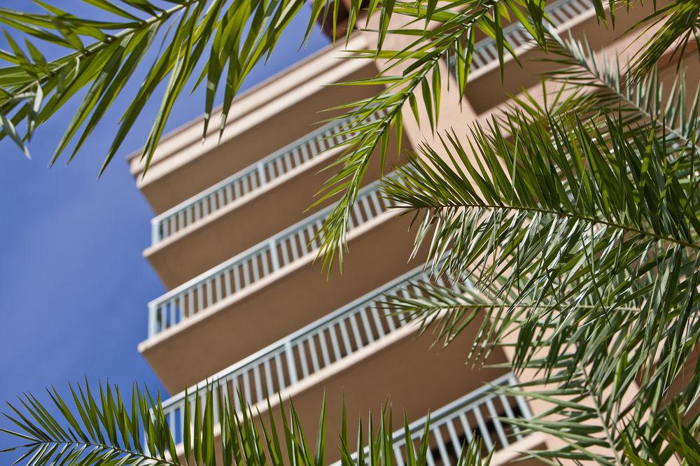 Sheraton Sand Key Resort Clearwater Beach Exterior photo