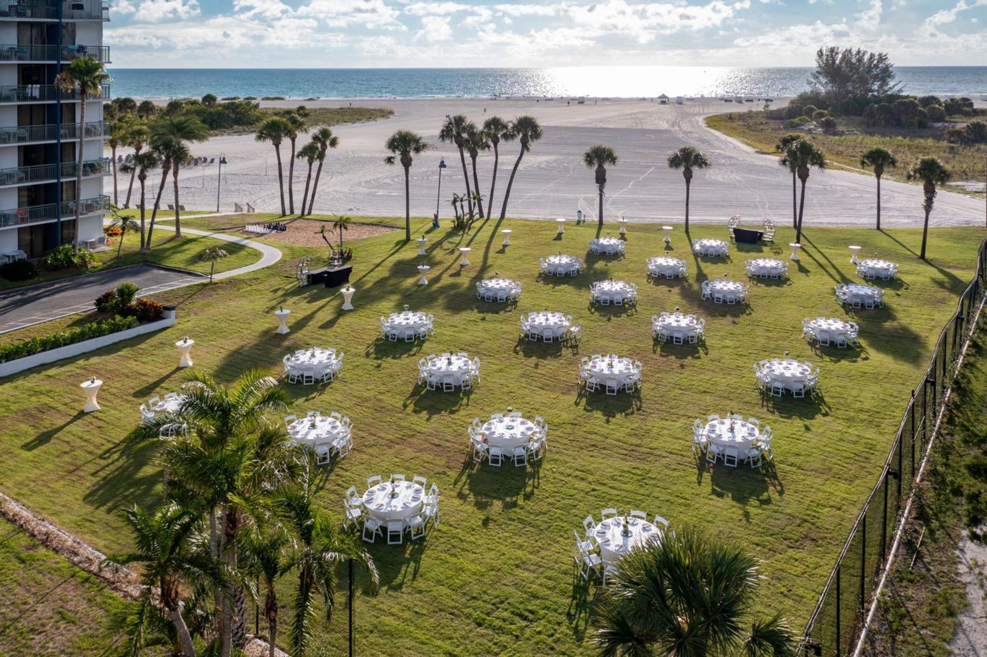 Sheraton Sand Key Resort Clearwater Beach Exterior photo